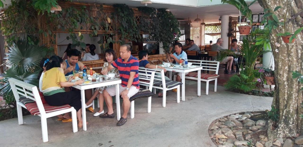 Konklor Hotel Kon Tum Exterior foto
