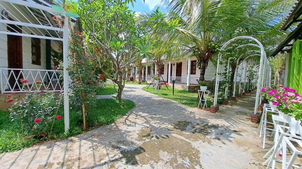 Konklor Hotel Kon Tum Exterior foto